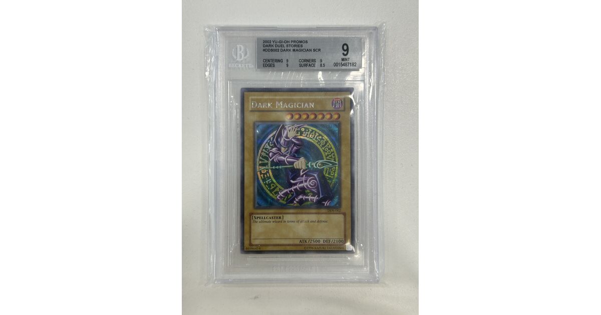 Yugioh - newest Dark Magician (SCR)